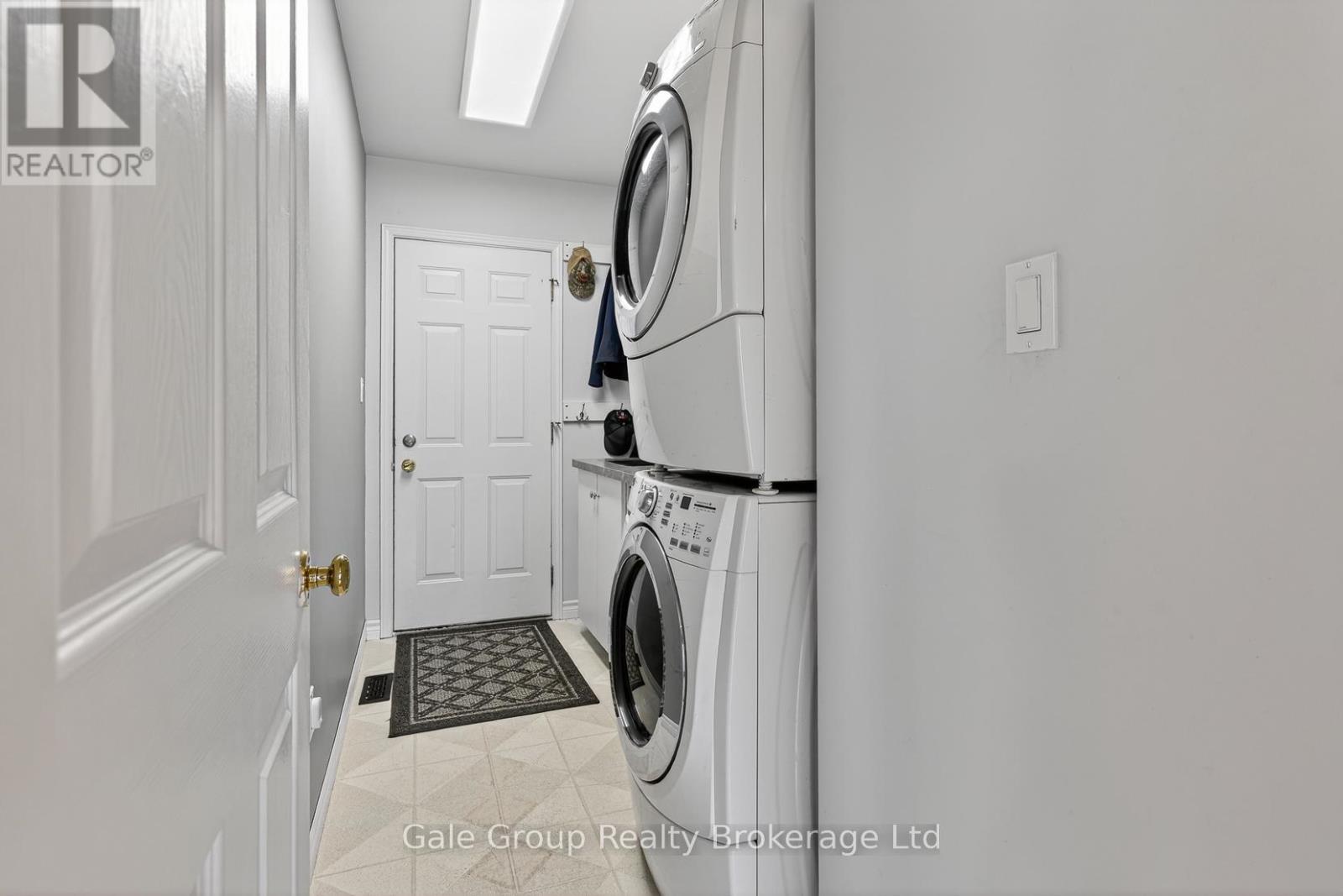 89 Lindsay Road, Woodstock, Ontario N4V 1A8 - Photo 18 - X13135006