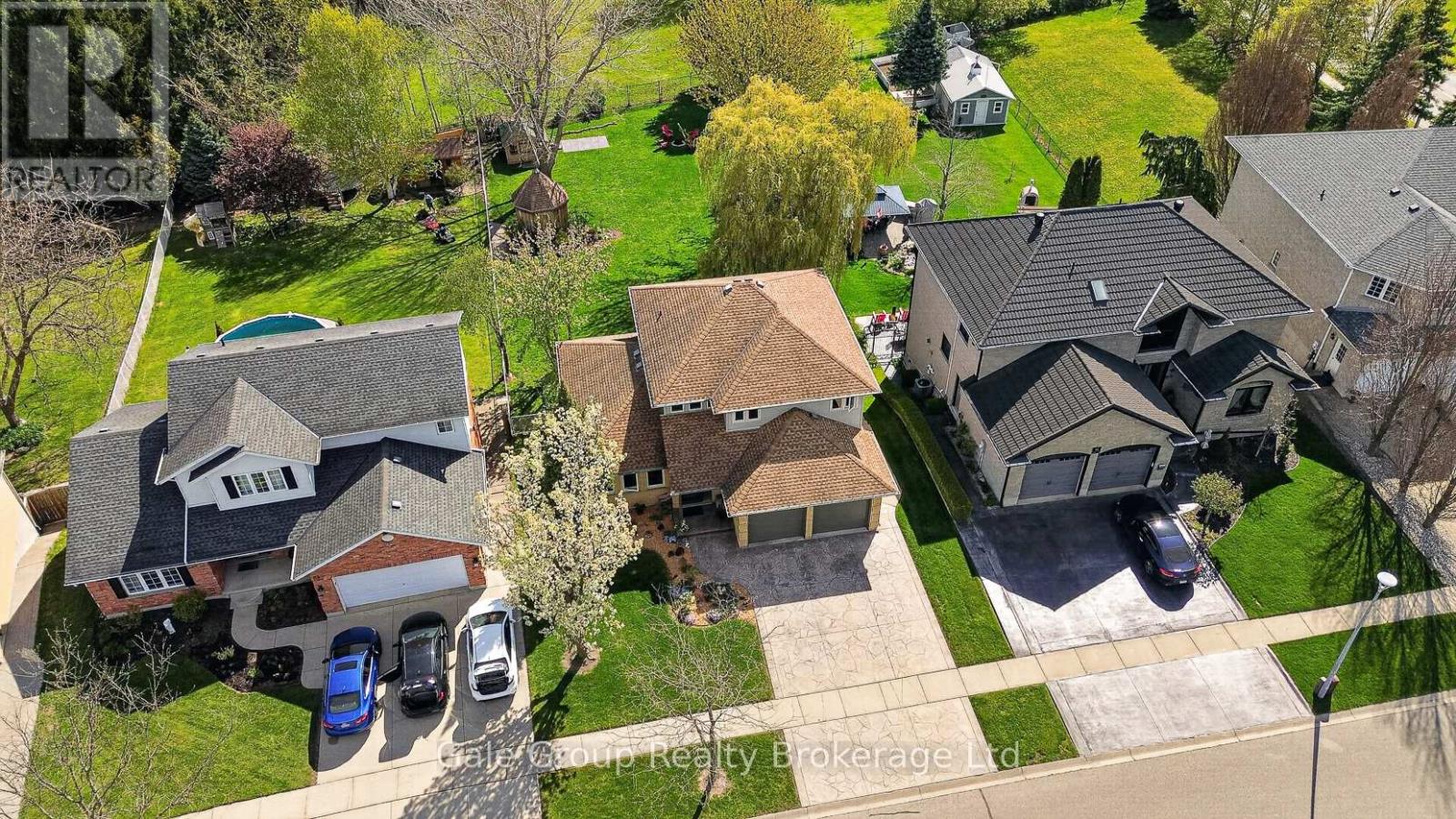89 Lindsay Road, Woodstock, Ontario N4V 1A8 - Photo 2 - X13135006