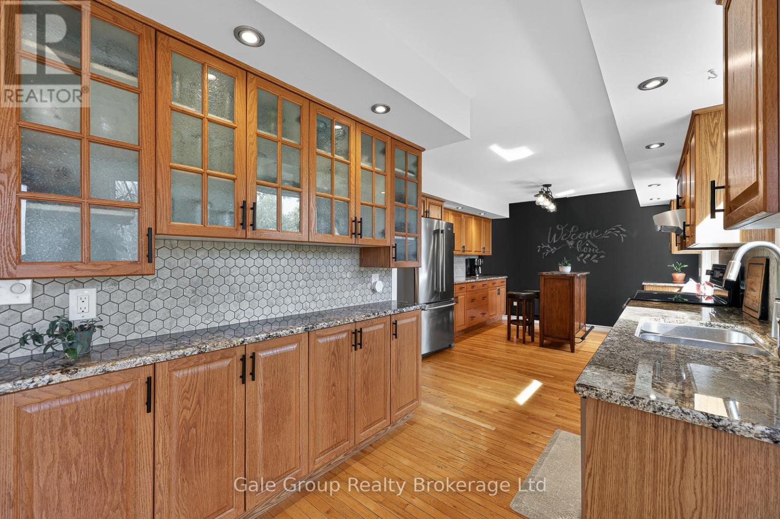 89 Lindsay Road, Woodstock, Ontario N4V 1A8 - Photo 9 - X13135006