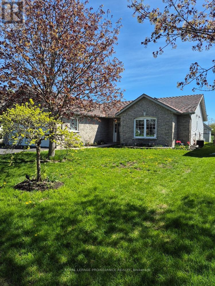 51 APPLEWOOD DRIVE, Brighton, Ontario
