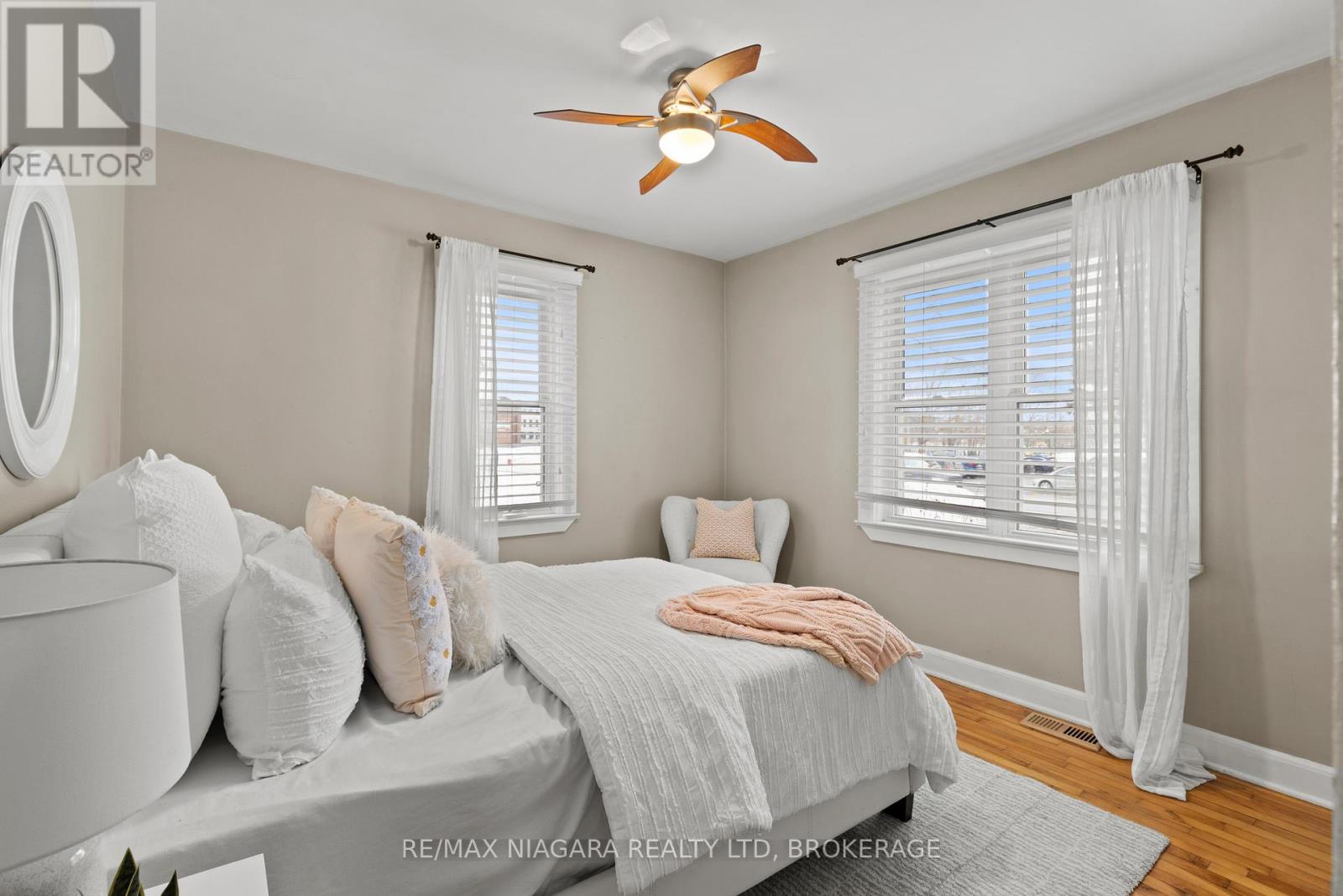 401 Fielden Avenue, Port Colborne, Ontario  L3K 4T9 - Photo 15 - X12780958