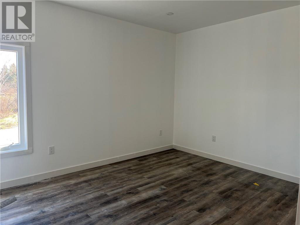 6 Parkview Street, St. Charles, Ontario  P0M 2W0 - Photo 10 - 2126292