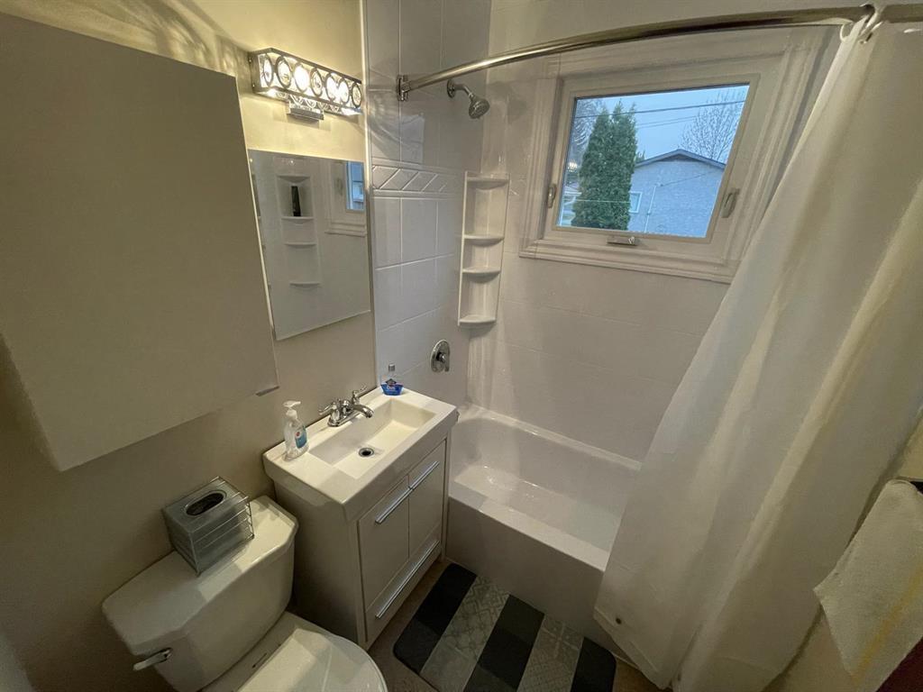 90 De Bourmont Bay, Winnipeg, Manitoba  R2J 1K3 - Photo 16 - 202610671