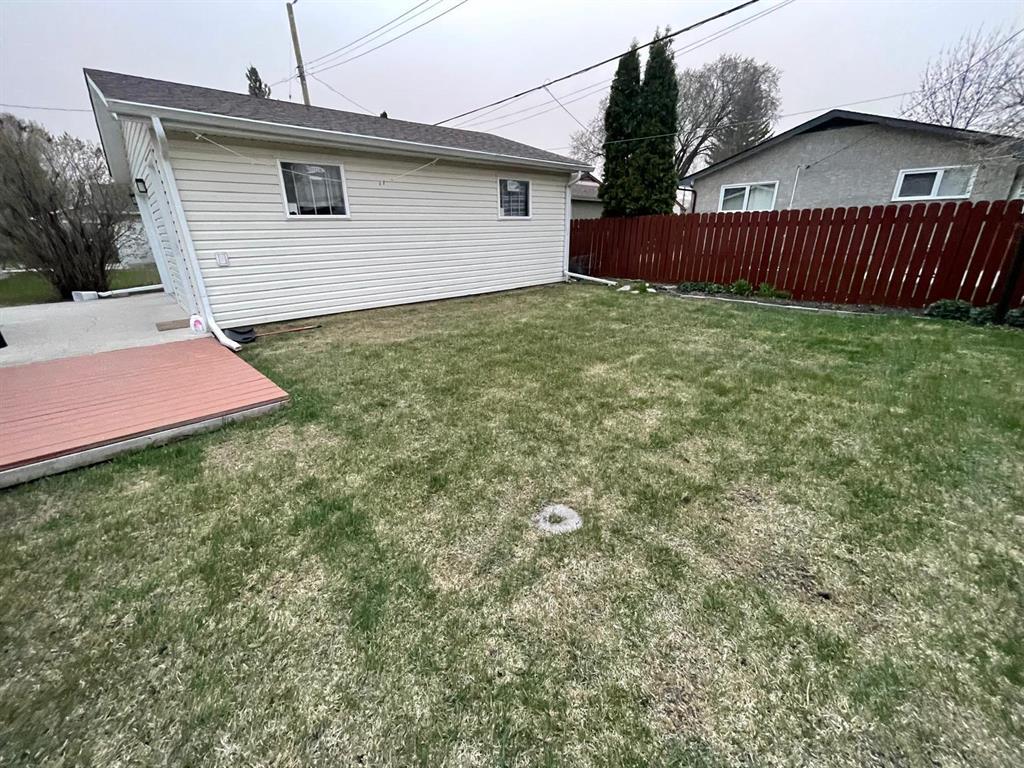 90 De Bourmont Bay, Winnipeg, Manitoba  R2J 1K3 - Photo 27 - 202610671
