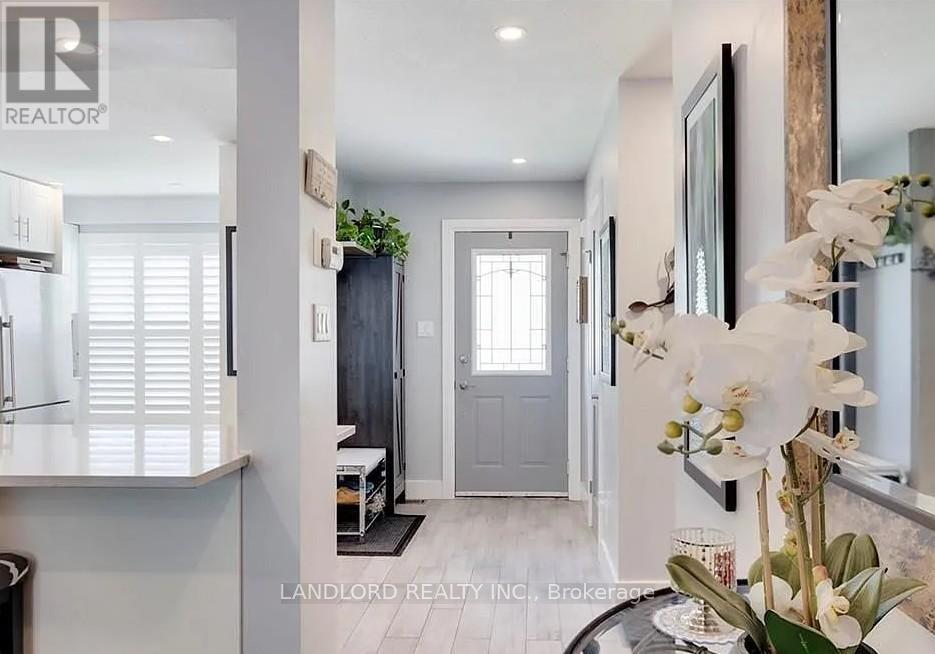 3 - 26 Poplar Drive, Cambridge, Ontario  N3C 4A3 - Photo 4 - X13132976