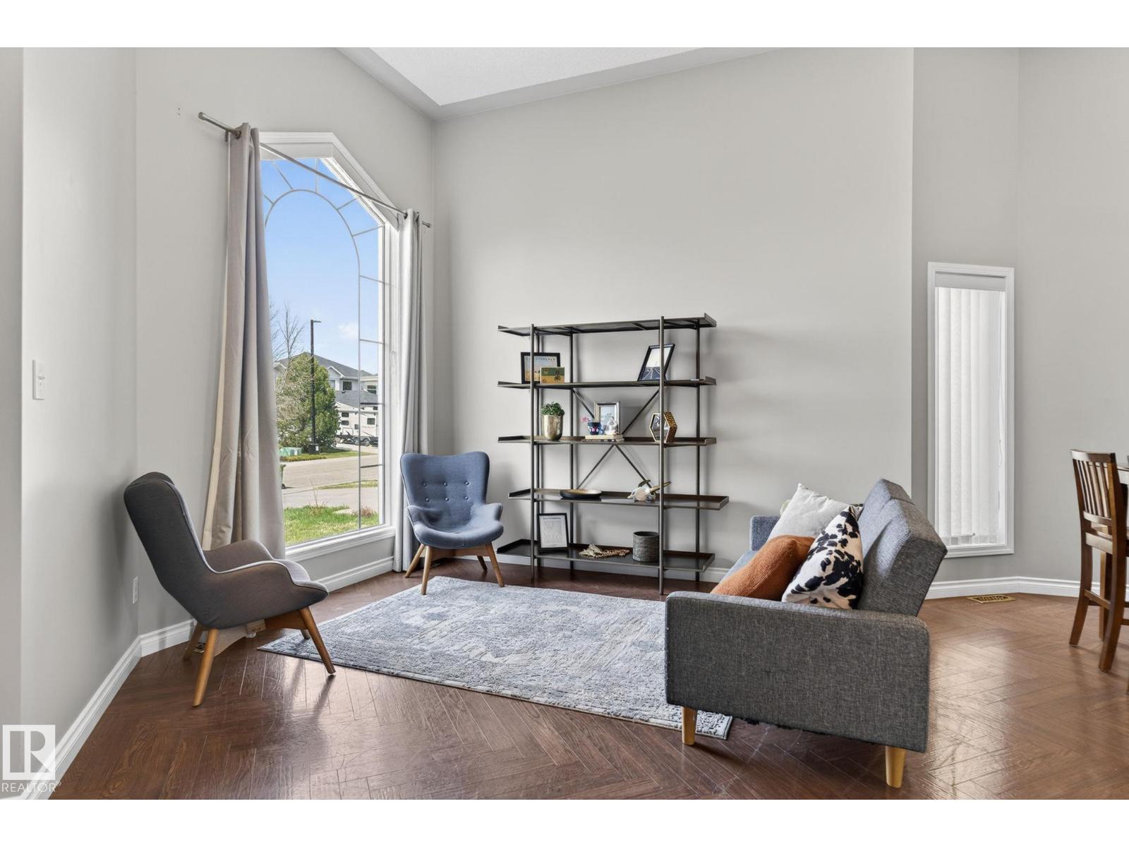 907 115 St Nw Nw, Edmonton, Alberta  T6J 6X8 - Photo 6 - E4488052