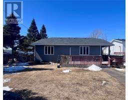 9 Aspen Heights