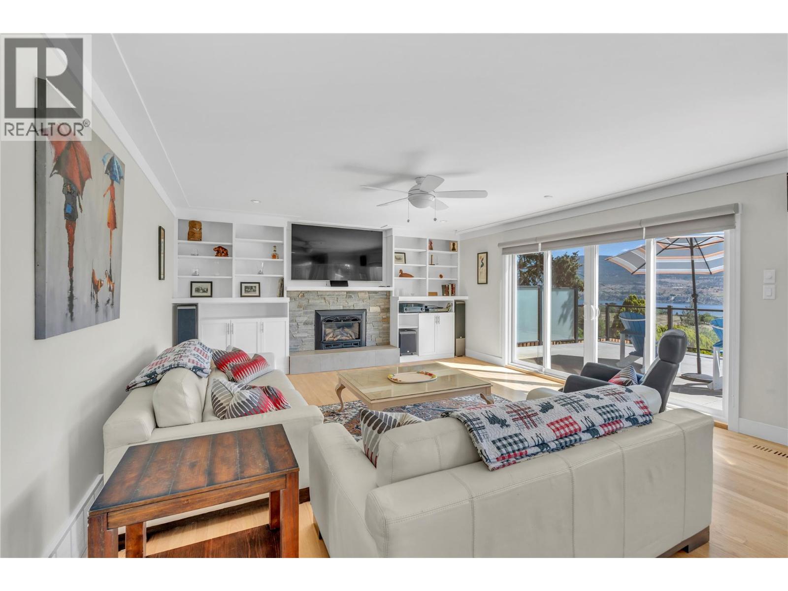 1213 Lambert Drive, Penticton, British Columbia  V2A 8Y5 - Photo 4 - 10387244