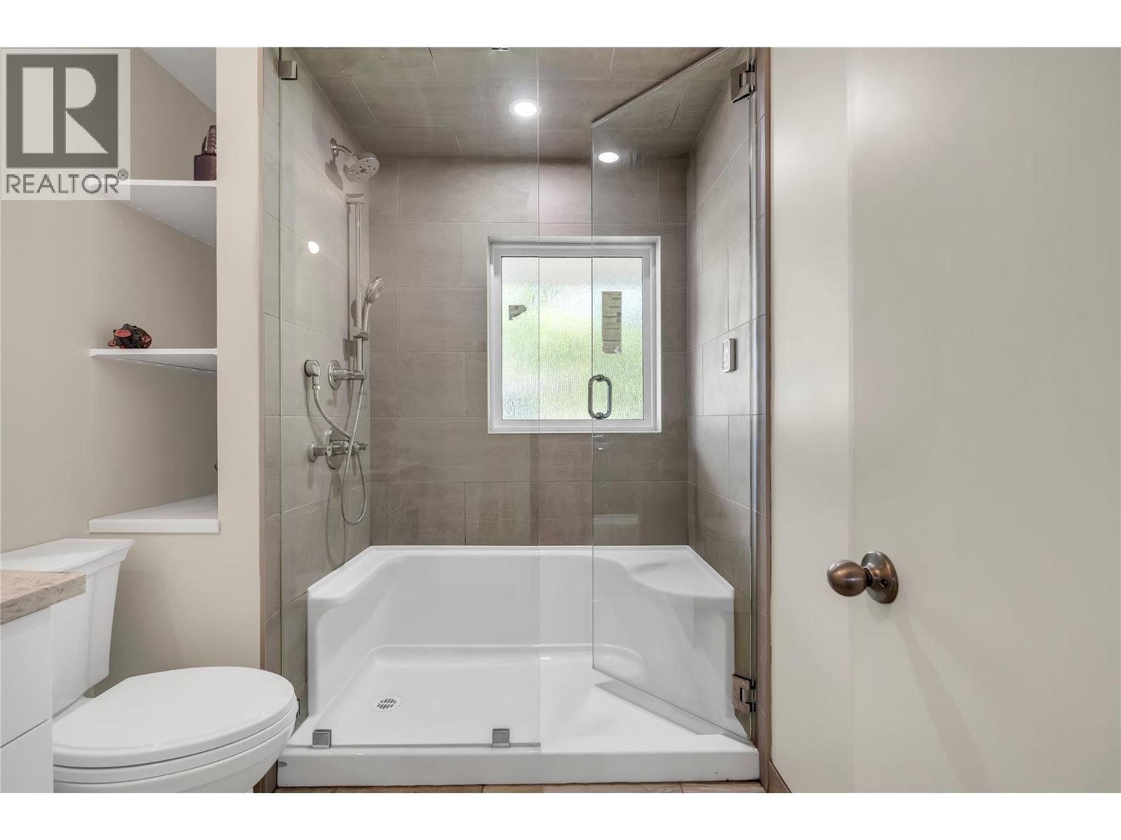 1213 Lambert Drive, Penticton, British Columbia  V2A 8Y5 - Photo 68 - 10387244