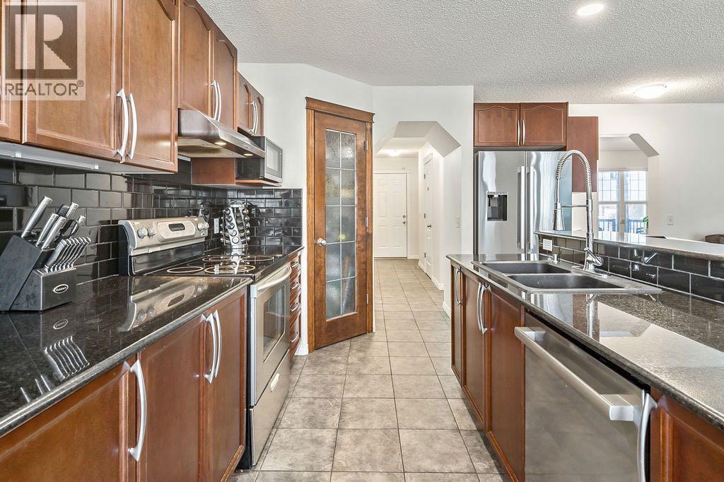 30 Drake Landing Common, Okotoks, Alberta  T1S 2H4 - Photo 8 - A2309617