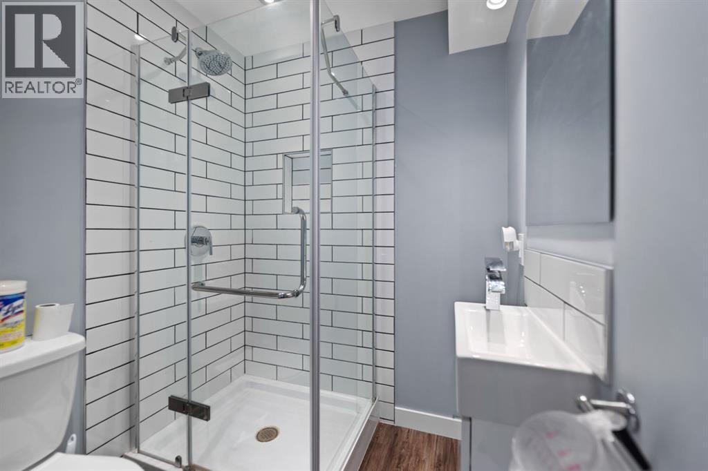 213 25 Avenue NE, Calgary, Alberta  T2E 1Y2 - Photo 28 - A2309875