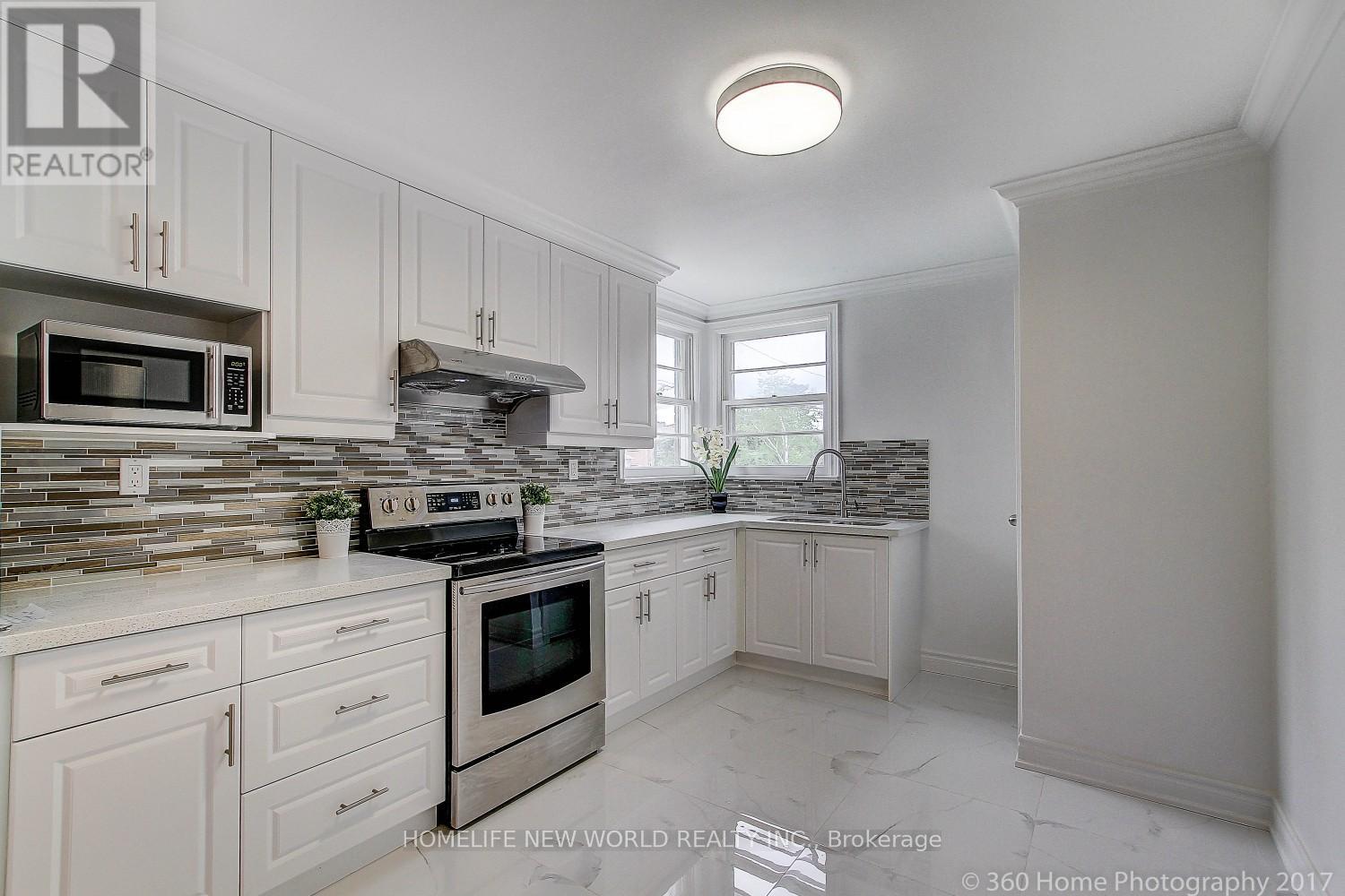 293 Hendon Avenue, Toronto, Ontario  M2M 1B3 - Photo 4 - C13135064