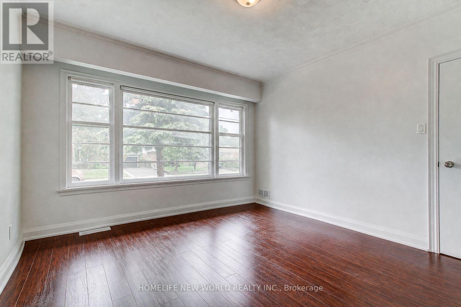 293 Hendon Avenue, Toronto, Ontario  M2M 1B3 - Photo 9 - C13135064