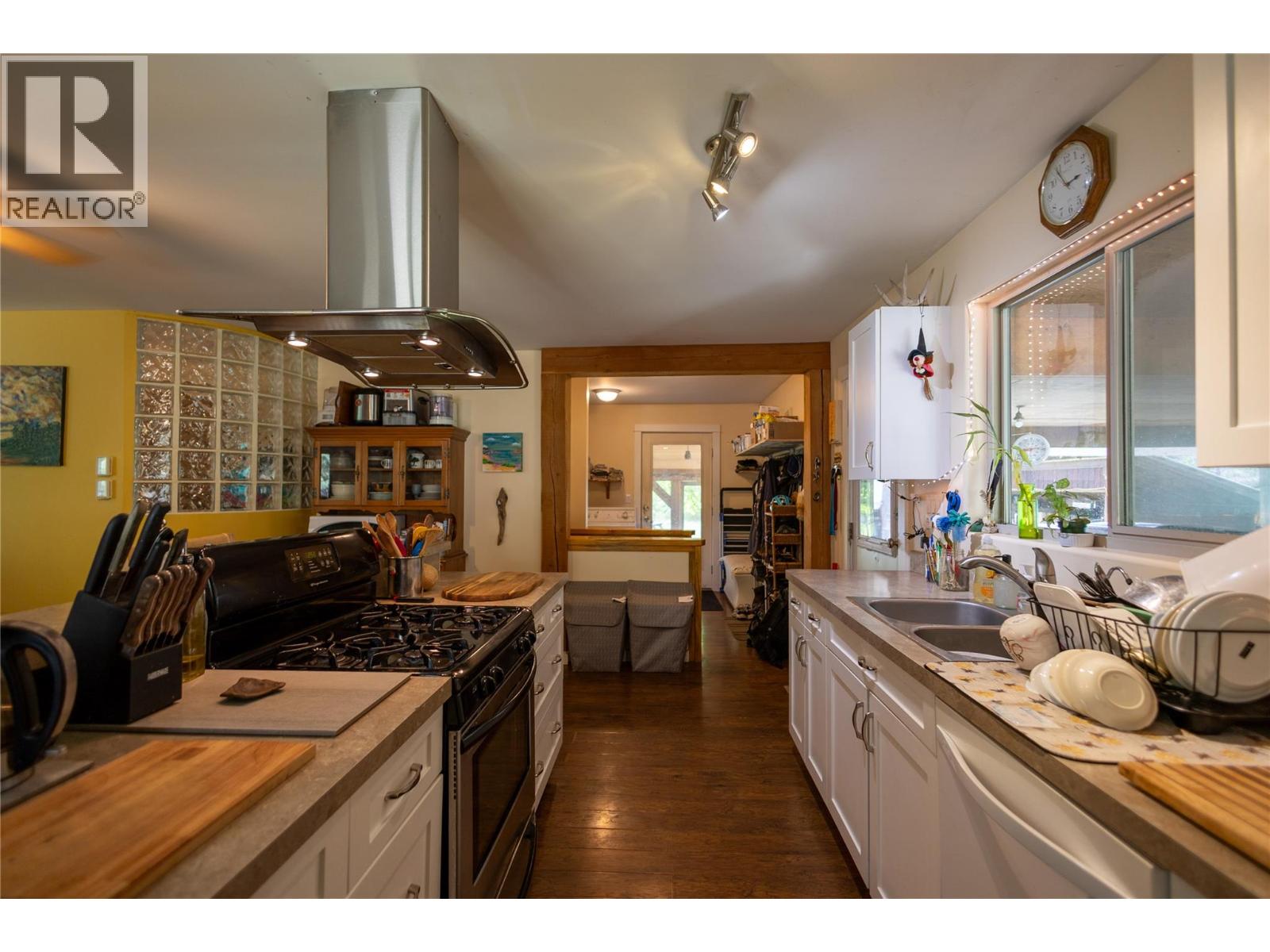 3637 6 Highway, Passmore, British Columbia  V0G 2J0 - Photo 10 - 10387293