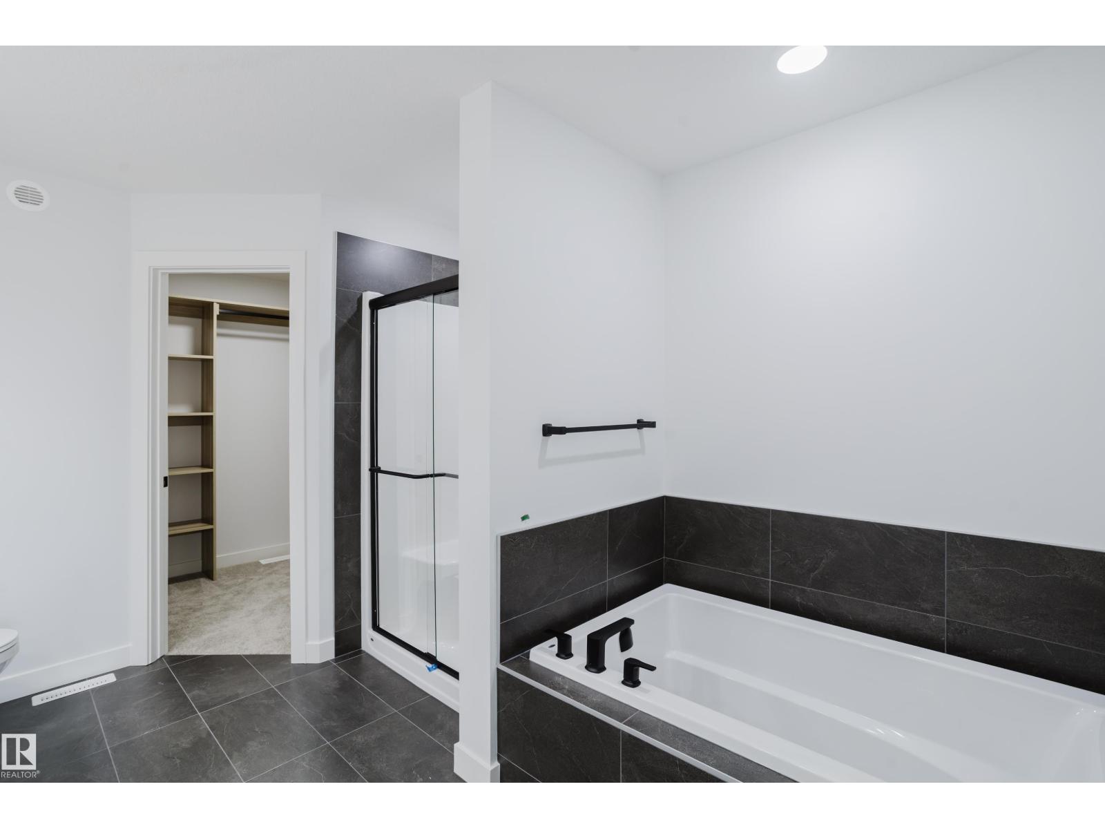 6219 29 Av Sw, Edmonton, Alberta  T6X 3J2 - Photo 35 - E4488055