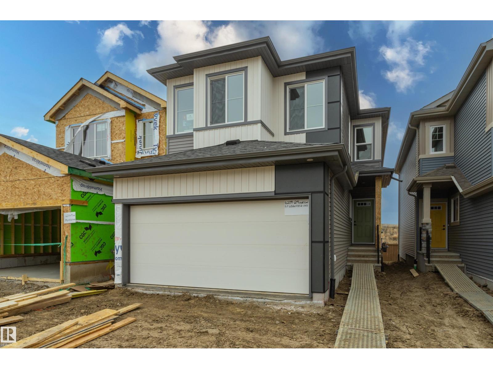 6219 29 AV SW, edmonton, Alberta