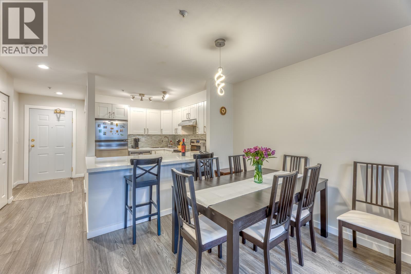 311 128 W 8th Street, North Vancouver, British Columbia  V7M 3M1 - Photo 9 - R3096715