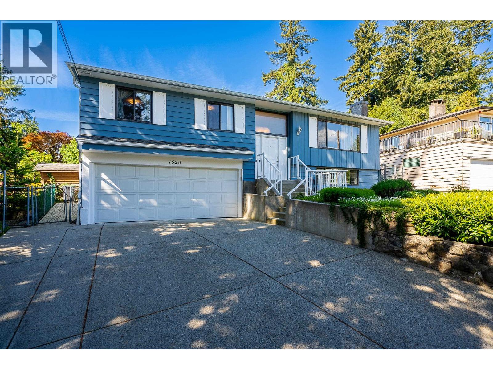 1626 OUGHTON DRIVE, Port Coquitlam, British Columbia