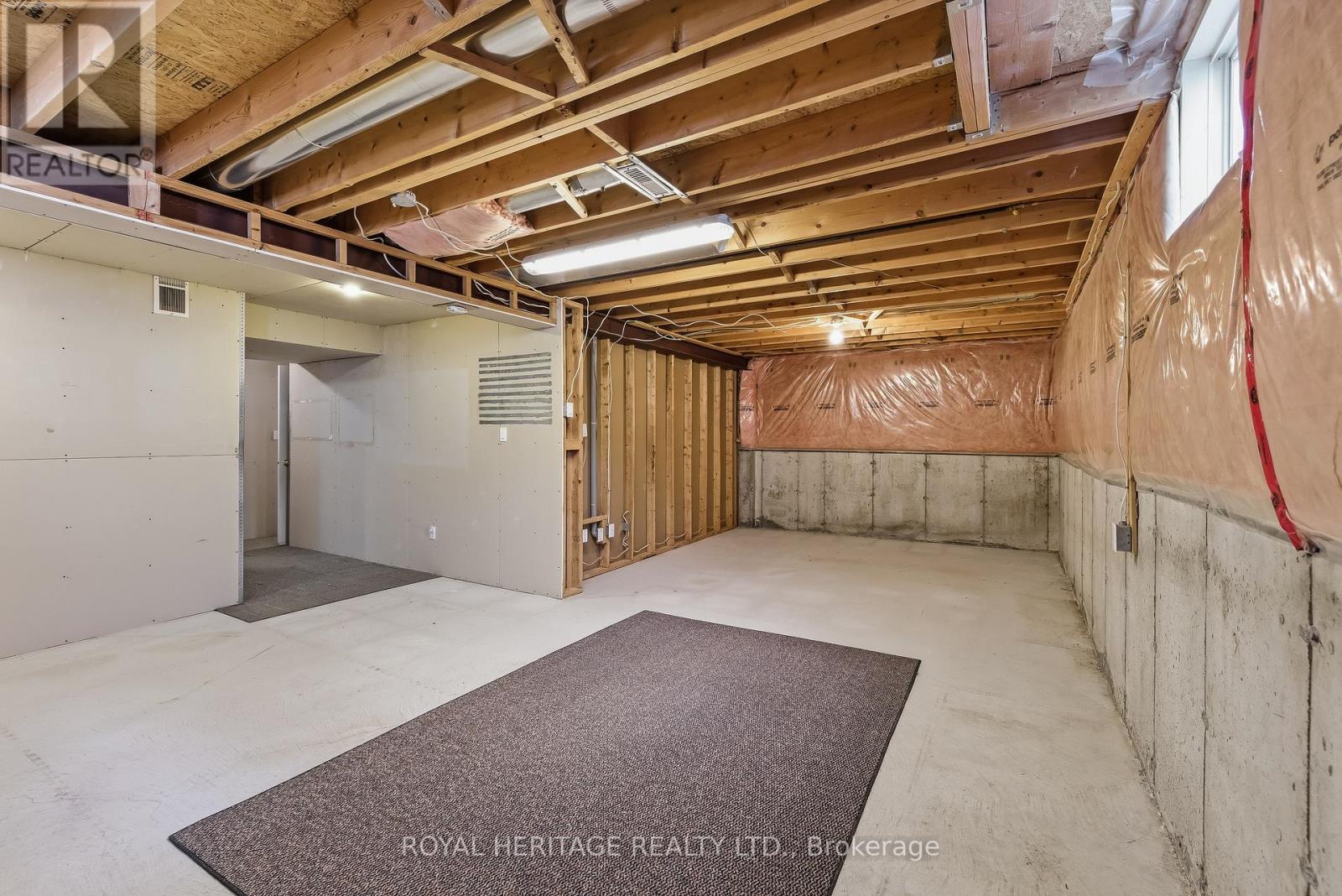 19 Fitzpatrick Court, Whitby, Ontario  L1M 2G9 - Photo 17 - E13130656