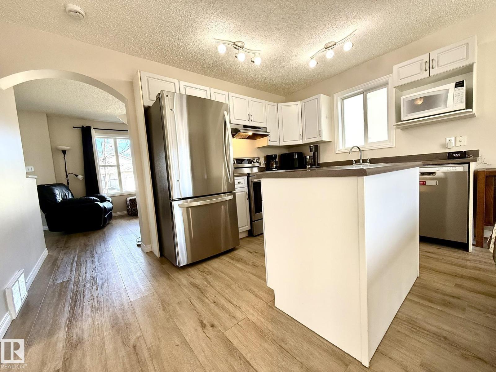 645 Windross Cr Nw, Edmonton, Alberta  T6T 1Y1 - Photo 10 - E4487704