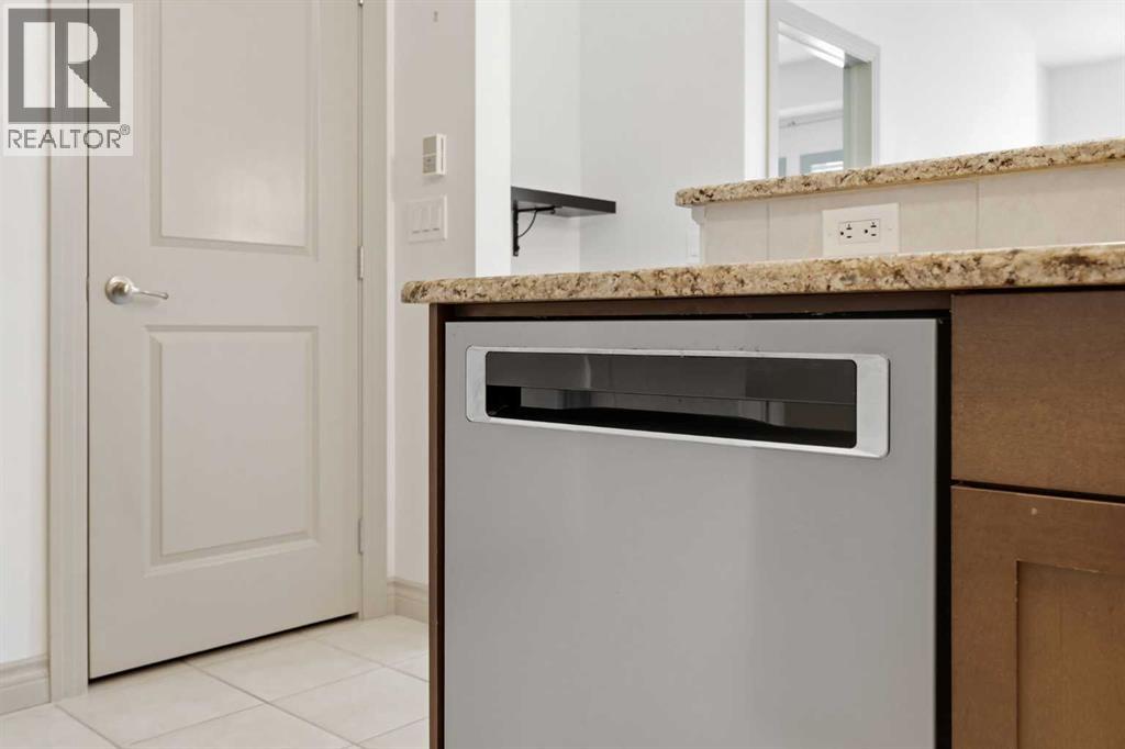 306, 70 Royal Oak Plaza Nw, Calgary, Alberta  T3G 0C6 - Photo 8 - A2307978