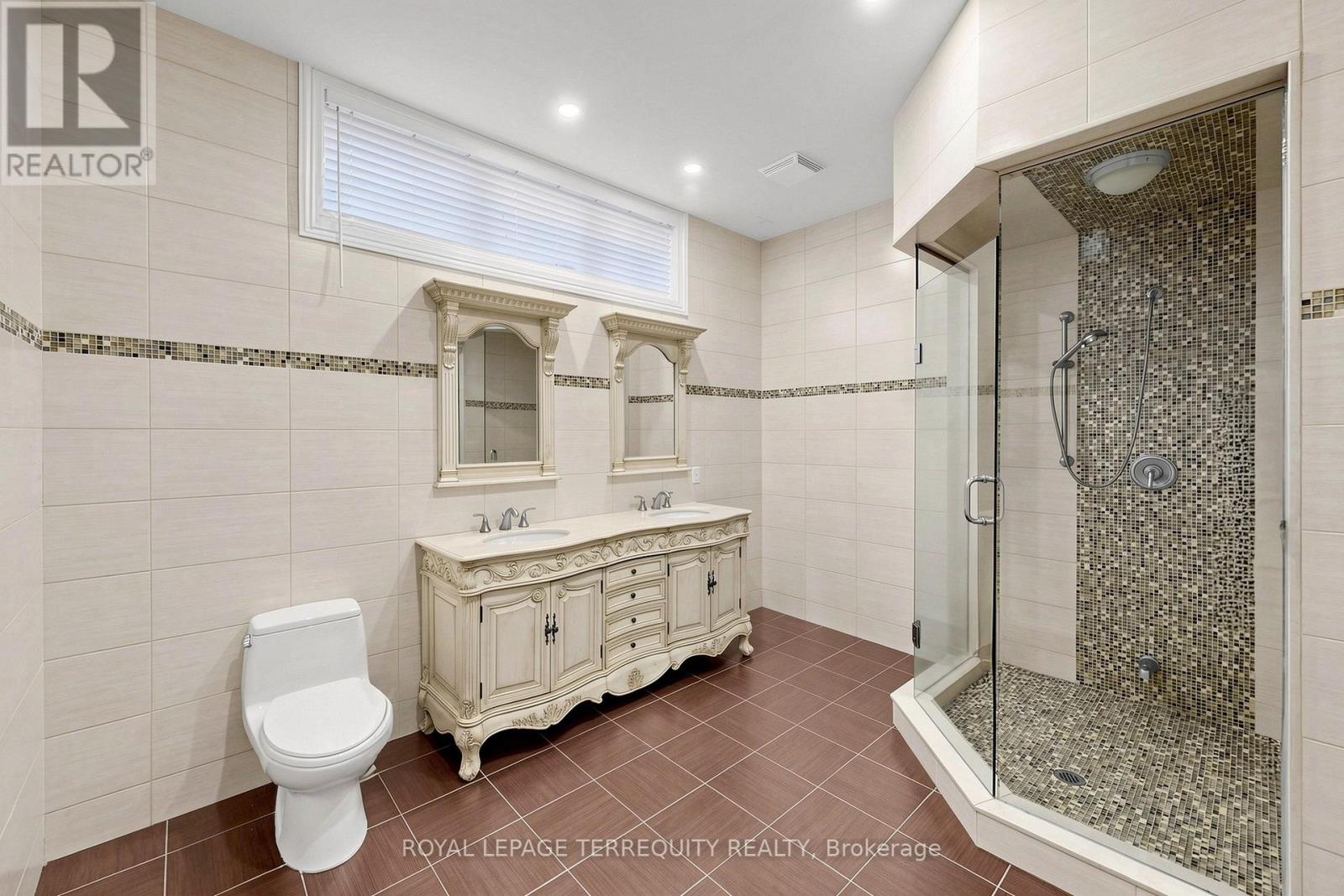 63 Grayfield Drive, Whitchurch-Stouffville, Ontario  L4A 0B1 - Photo 31 - N13135026