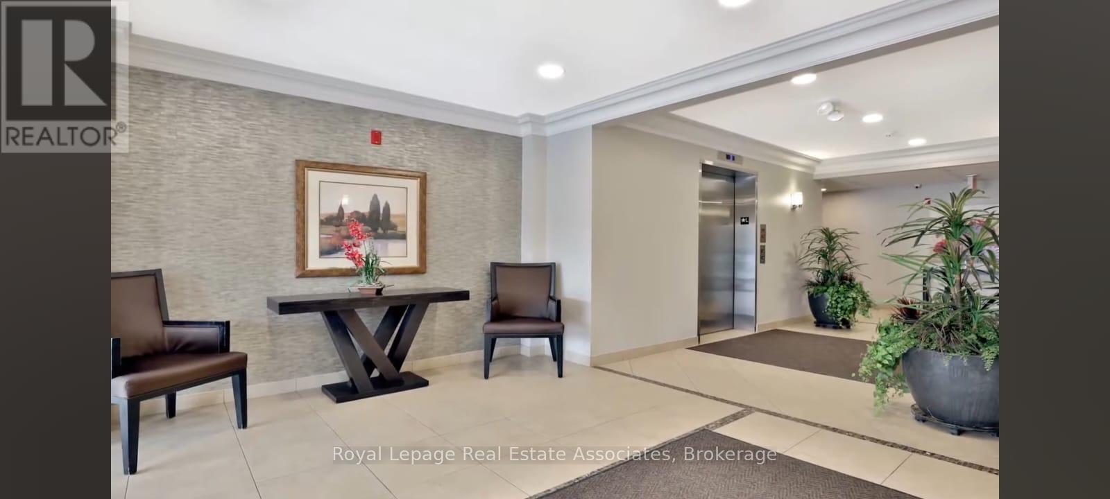 210 - 1379 Costigan Road, Milton, Ontario  L9T 2K6 - Photo 3 - W13135014