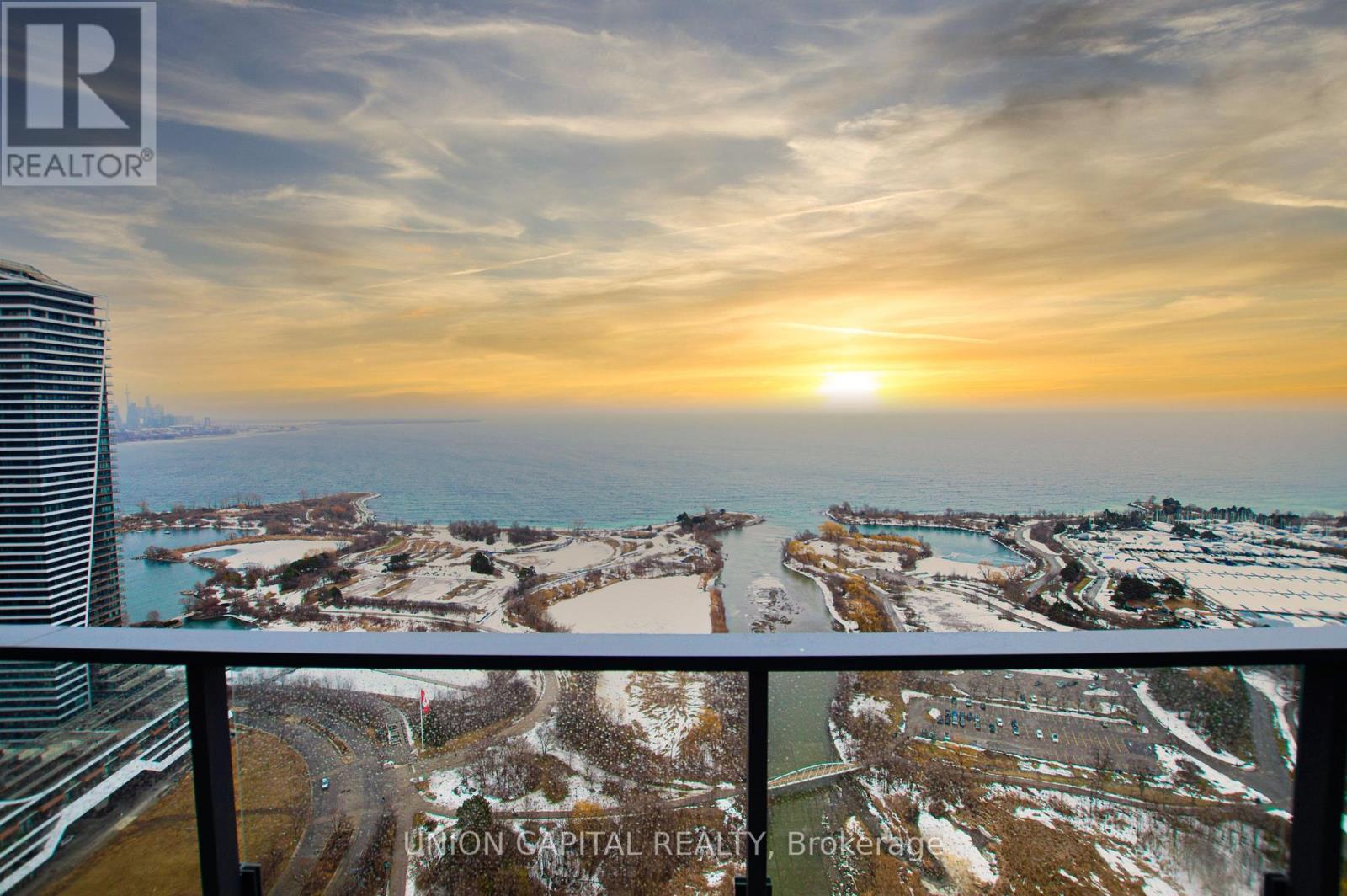 Ph02 - 2212 Lake Shore Boulevard W, Toronto, Ontario  M8V 0C2 - Photo 19 - W13135138