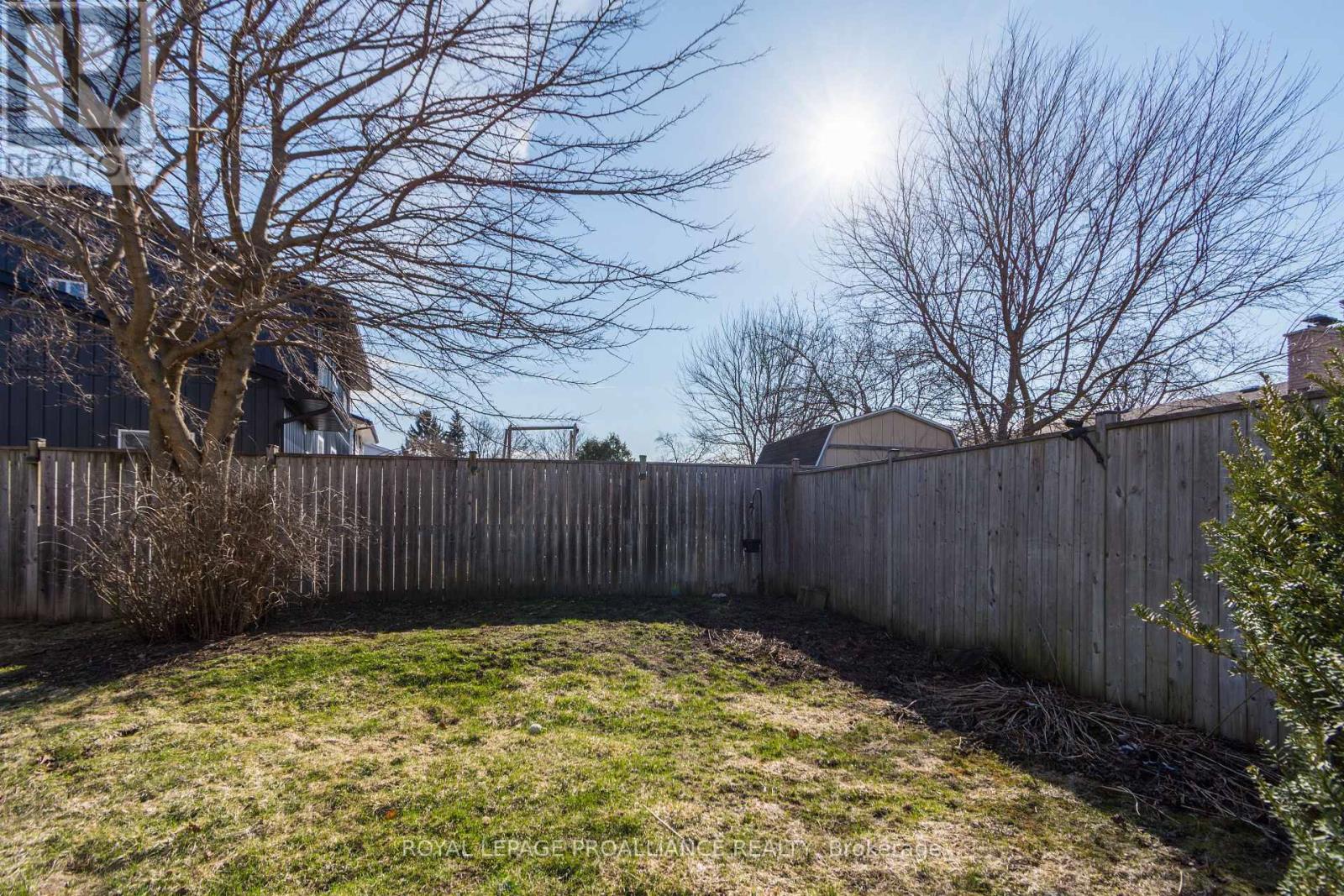 4 O'neil Crescent, Quinte West, Ontario  K8V 5Y6 - Photo 31 - X12981374