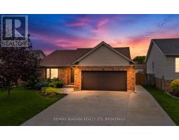 92 CEDAR PARK DRIVE, Welland, Ontario