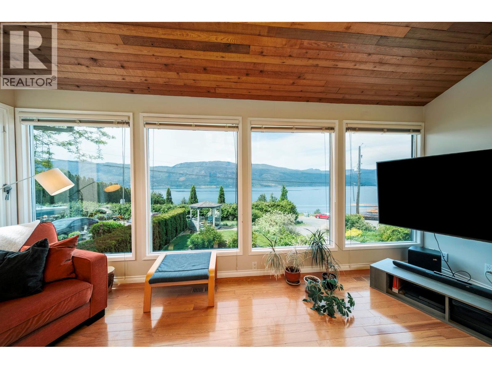 13227 Mccreight Road, Lake Country, British Columbia  V4V 1C7 - Photo 17 - 10387288
