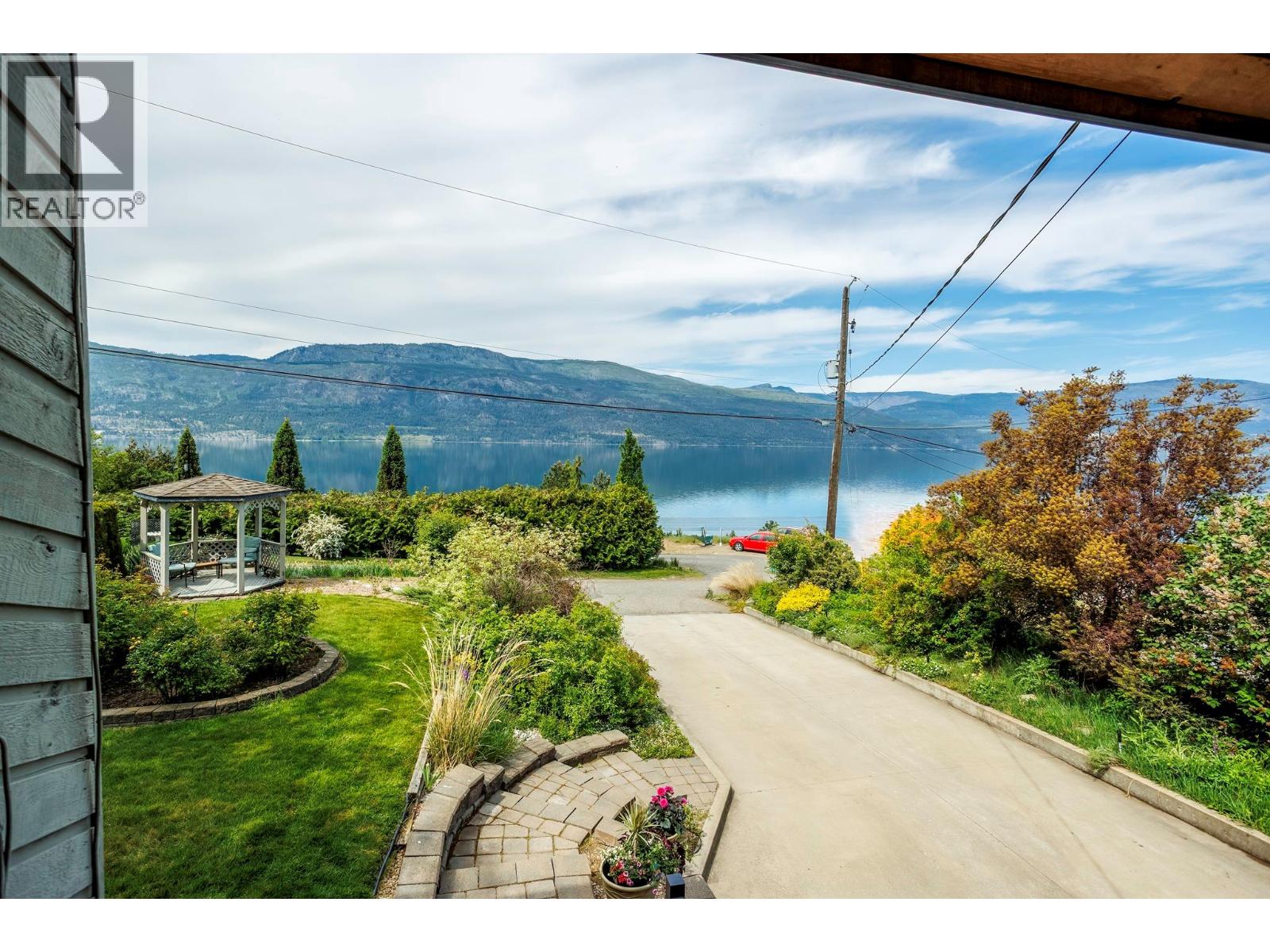13227 Mccreight Road, Lake Country, British Columbia  V4V 1C7 - Photo 8 - 10387288
