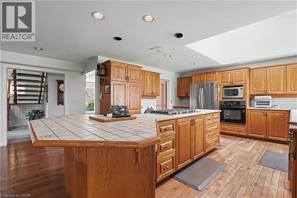 1061 North Service Road, Stoney Creek, Ontario  L8E 5C8 - Photo 12 - 40830134