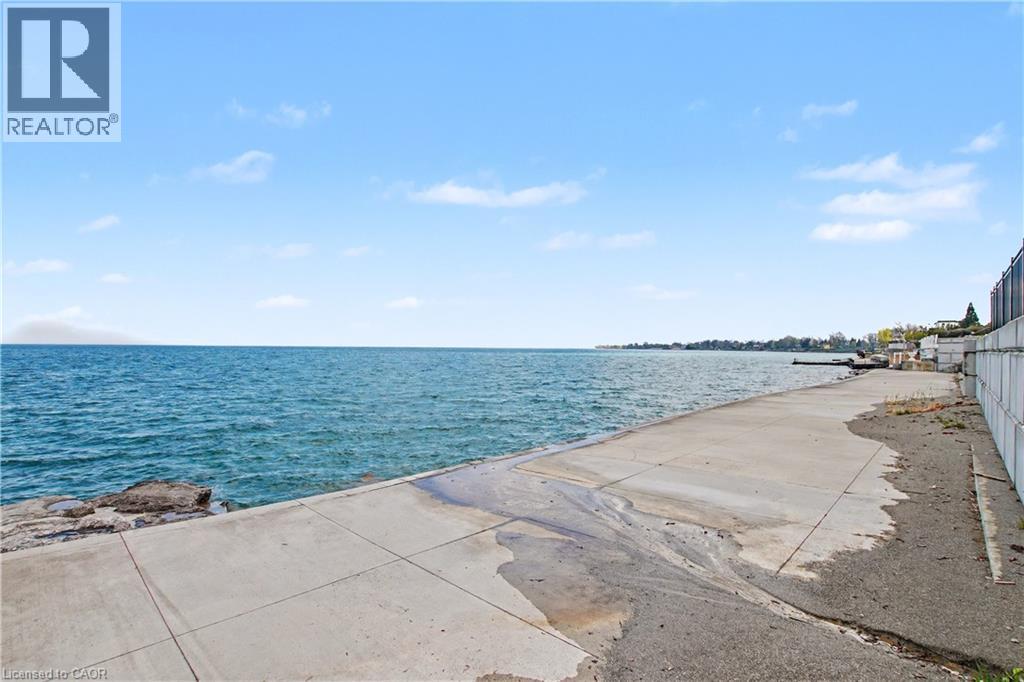 1061 North Service Road, Stoney Creek, Ontario  L8E 5C8 - Photo 42 - 40830134
