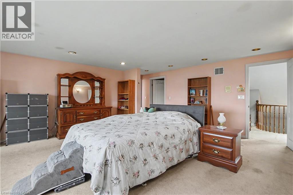 1061 North Service Road, Stoney Creek, Ontario  L8E 5C8 - Photo 29 - 40830134
