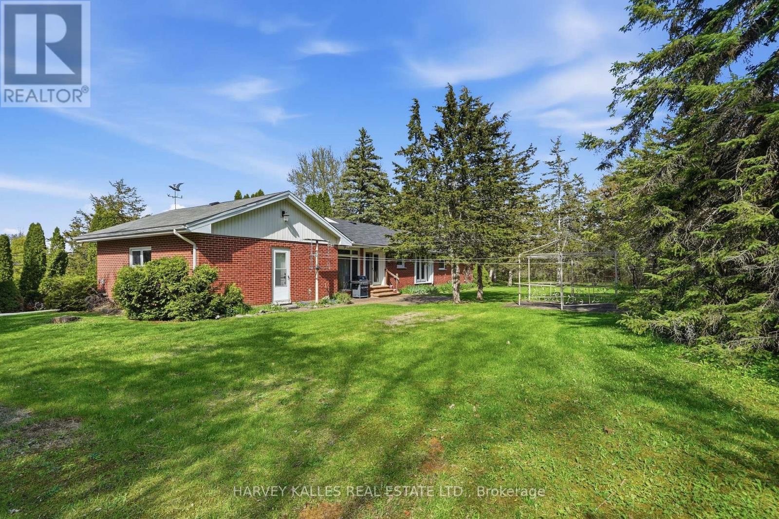 11653 Loyalist Parkway, Prince Edward County, Ontario  K0K 2T0 - Photo 2 - X13135154