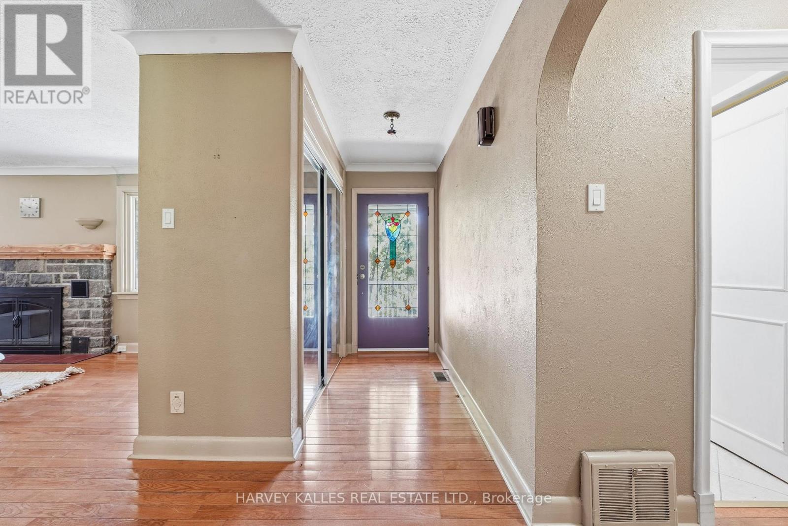 11653 Loyalist Parkway, Prince Edward County, Ontario  K0K 2T0 - Photo 4 - X13135154