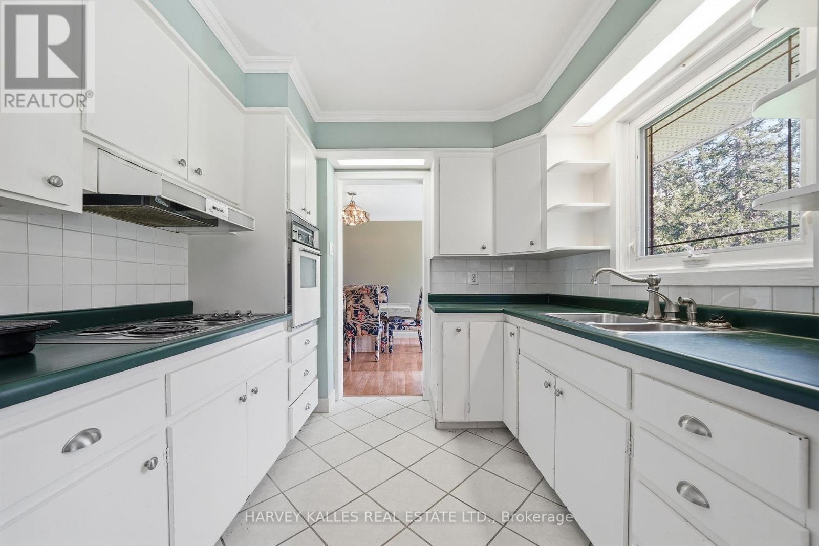 11653 Loyalist Parkway, Prince Edward County, Ontario  K0K 2T0 - Photo 8 - X13135154
