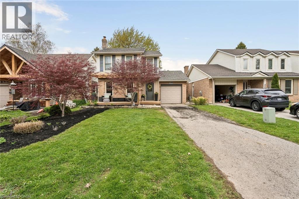 490 Knightsbridge Crescent