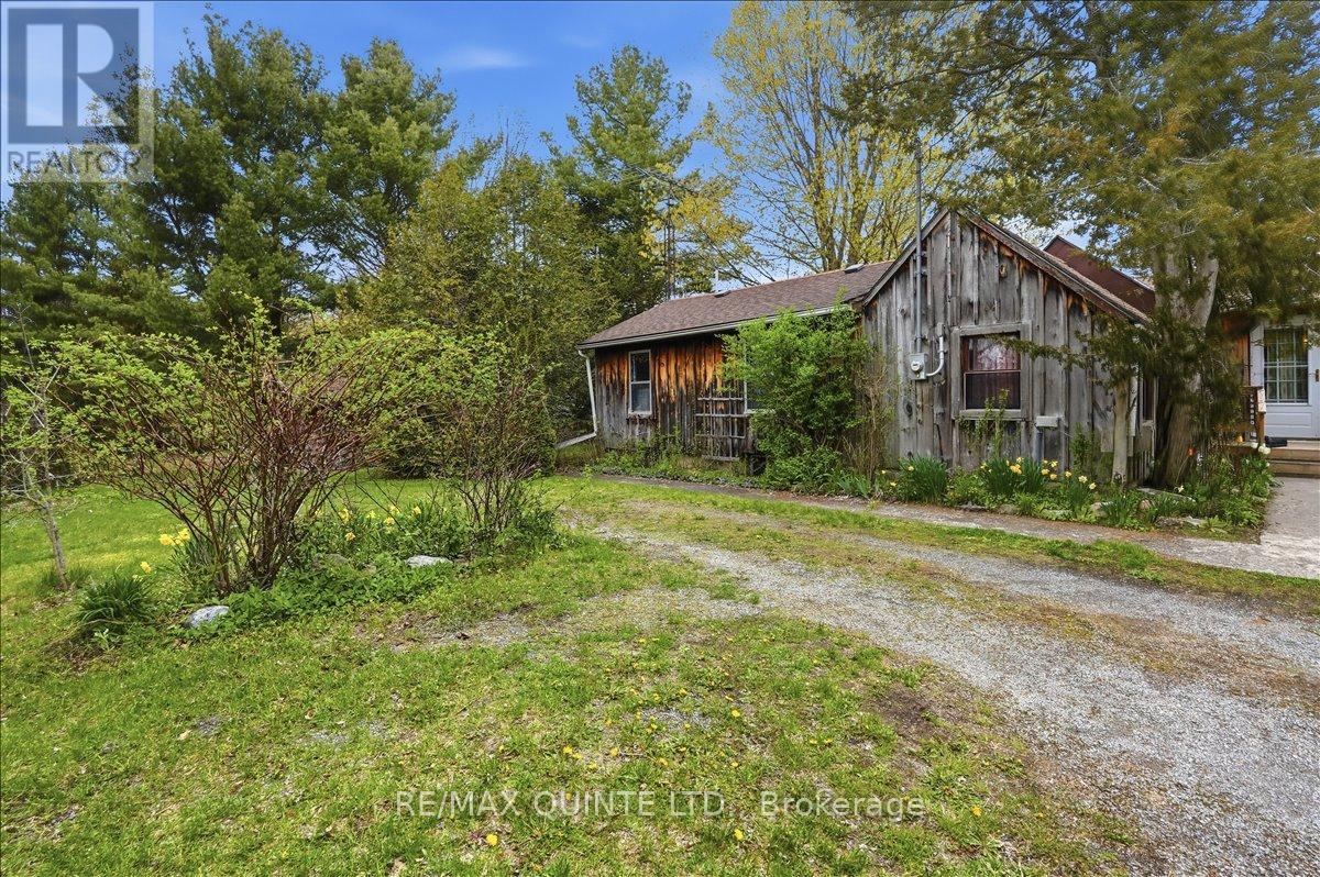 1242 County Road 12, Prince Edward County, Ontario  K0K 2T0 - Photo 2 - X13135224