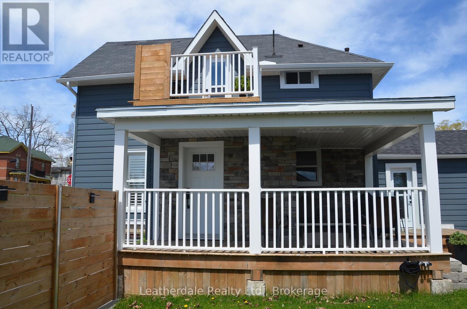 42 Frederick Street, Orillia, Ontario  L3V 5W7 - Photo 8 - S13135202