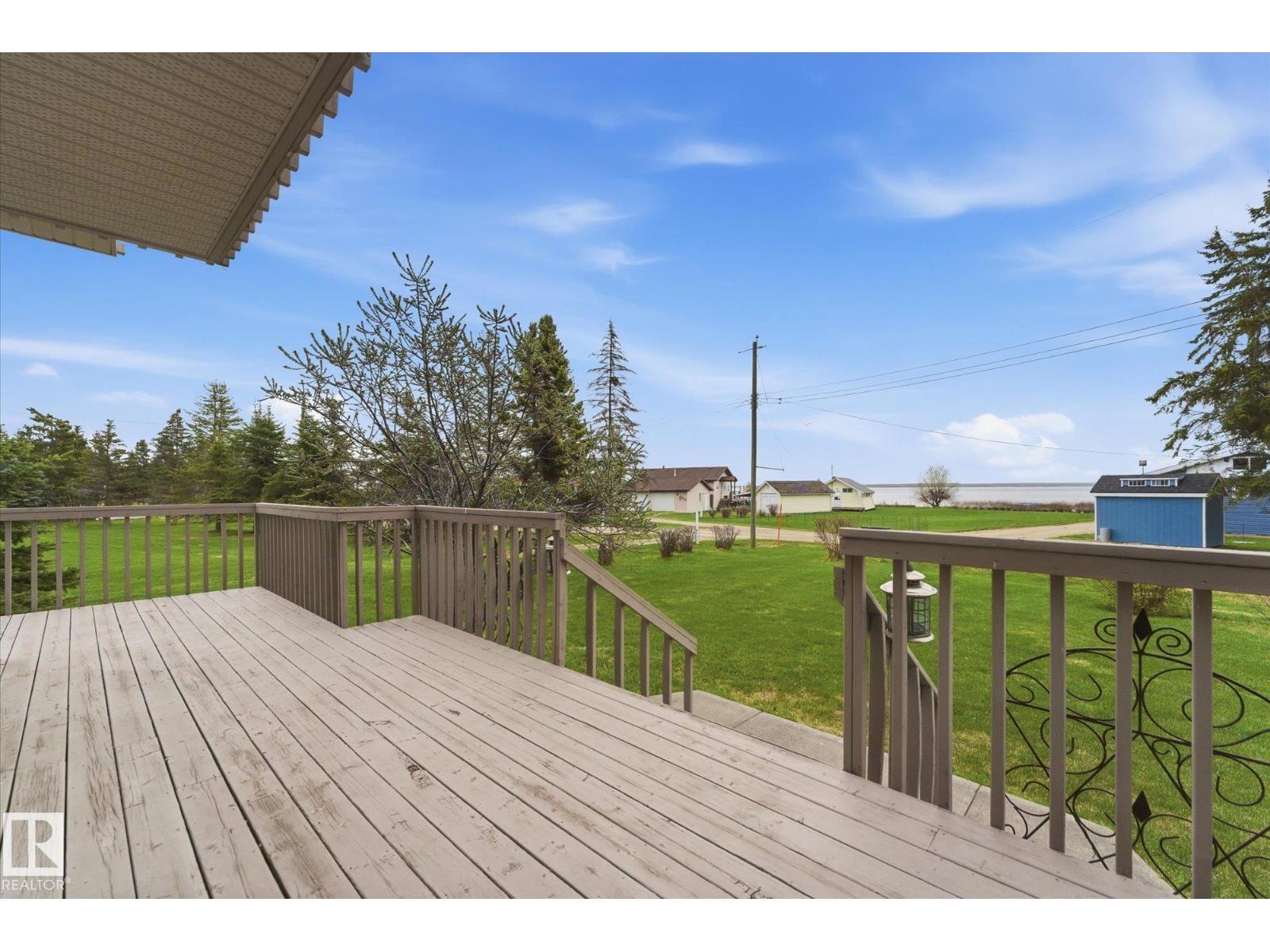 218 & 219 2nd Street Ross Haven, Rural Lac Ste. Anne County, Alberta  T0E 1A0 - Photo 44 - E4488060