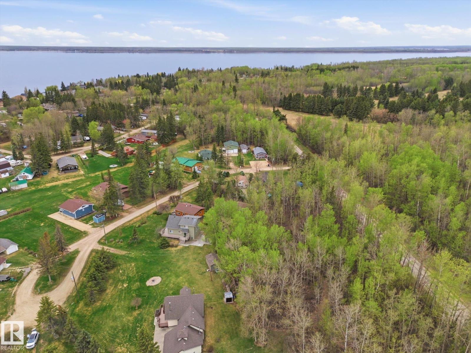218 & 219 2nd Street Ross Haven, Rural Lac Ste. Anne County, Alberta  T0E 1A0 - Photo 58 - E4488060