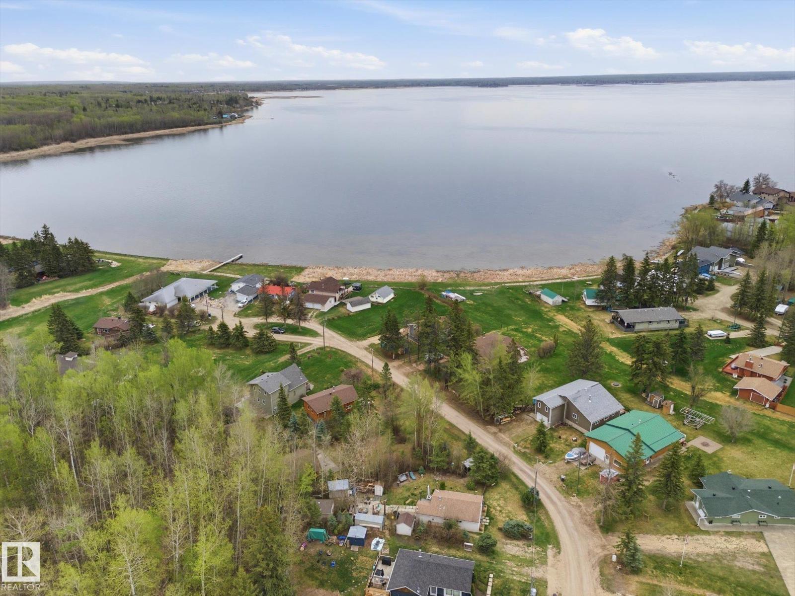218 & 219 2nd Street Ross Haven, Rural Lac Ste. Anne County, Alberta  T0E 1A0 - Photo 60 - E4488060