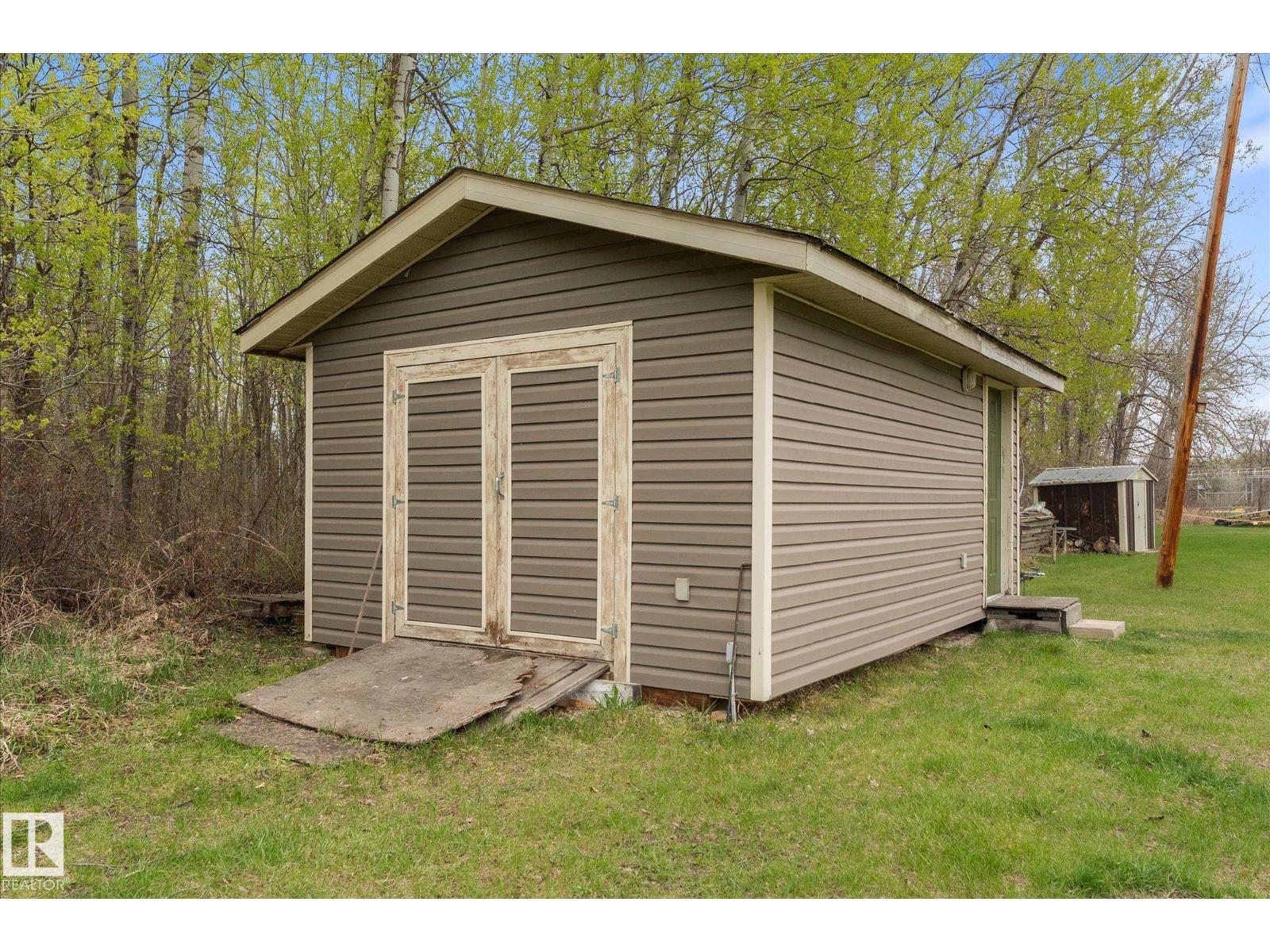 218 & 219 2nd Street Ross Haven, Rural Lac Ste. Anne County, Alberta  T0E 1A0 - Photo 64 - E4488060