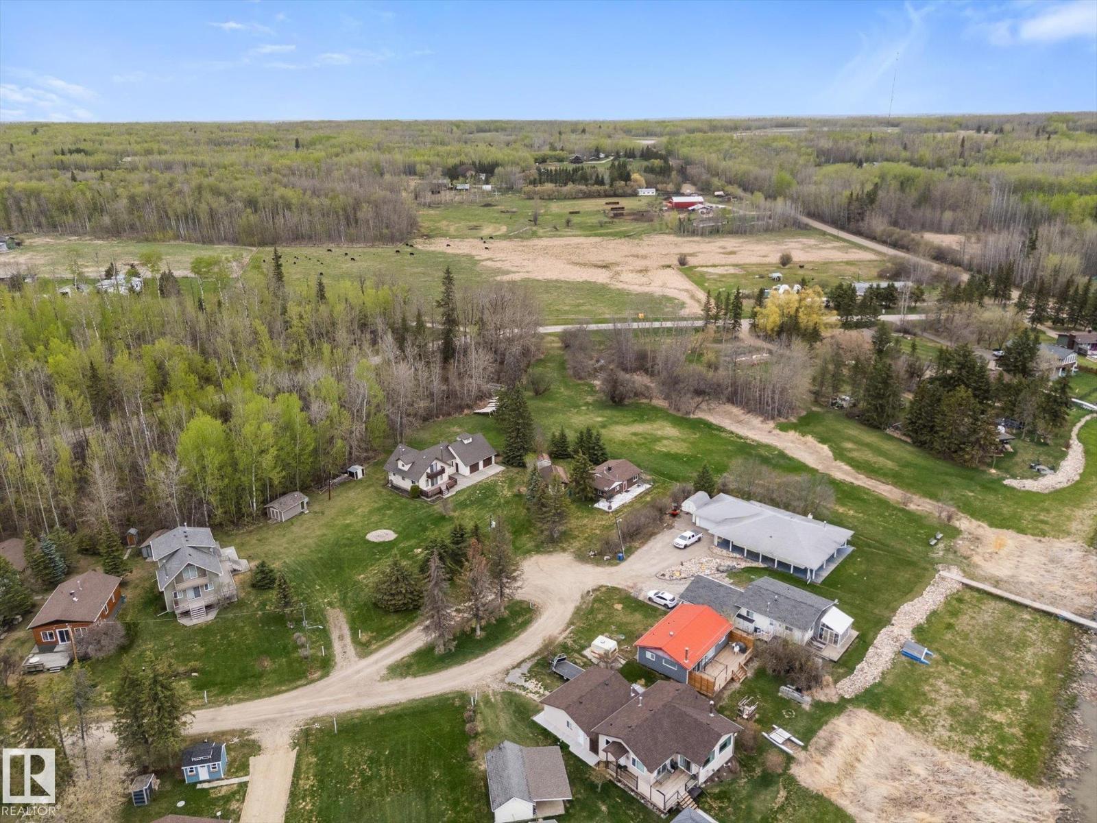 218 & 219 2nd Street Ross Haven, Rural Lac Ste. Anne County, Alberta  T0E 1A0 - Photo 65 - E4488060