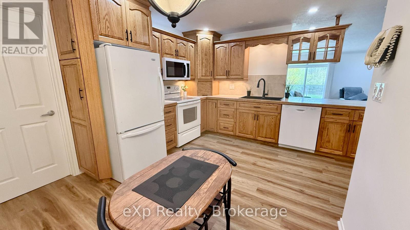 202 - 85 William Street N, Brockton, Ontario N0G 2V0 - Photo 5 - X13135350