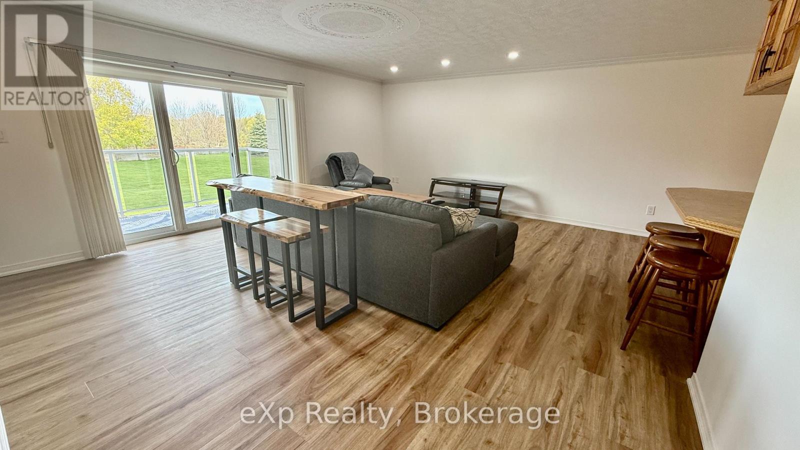 202 - 85 William Street N, Brockton, Ontario N0G 2V0 - Photo 8 - X13135350