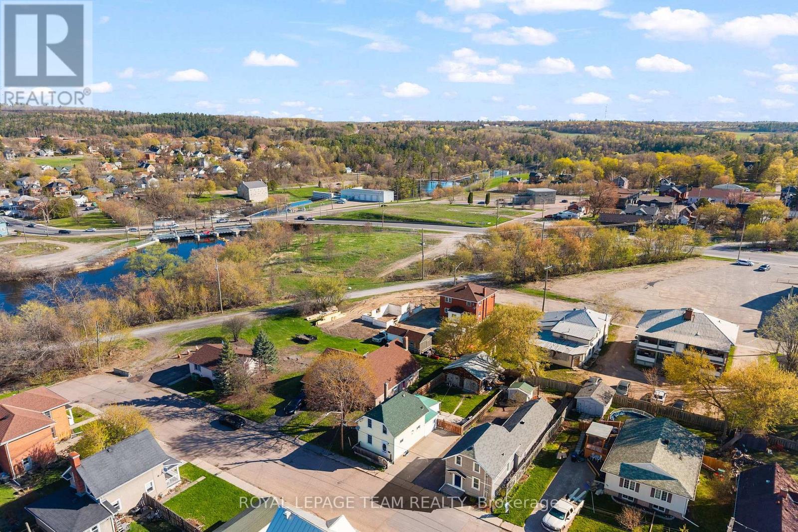113 Queen Street N, Renfrew, Ontario  K7V 2A4 - Photo 3 - X13135448