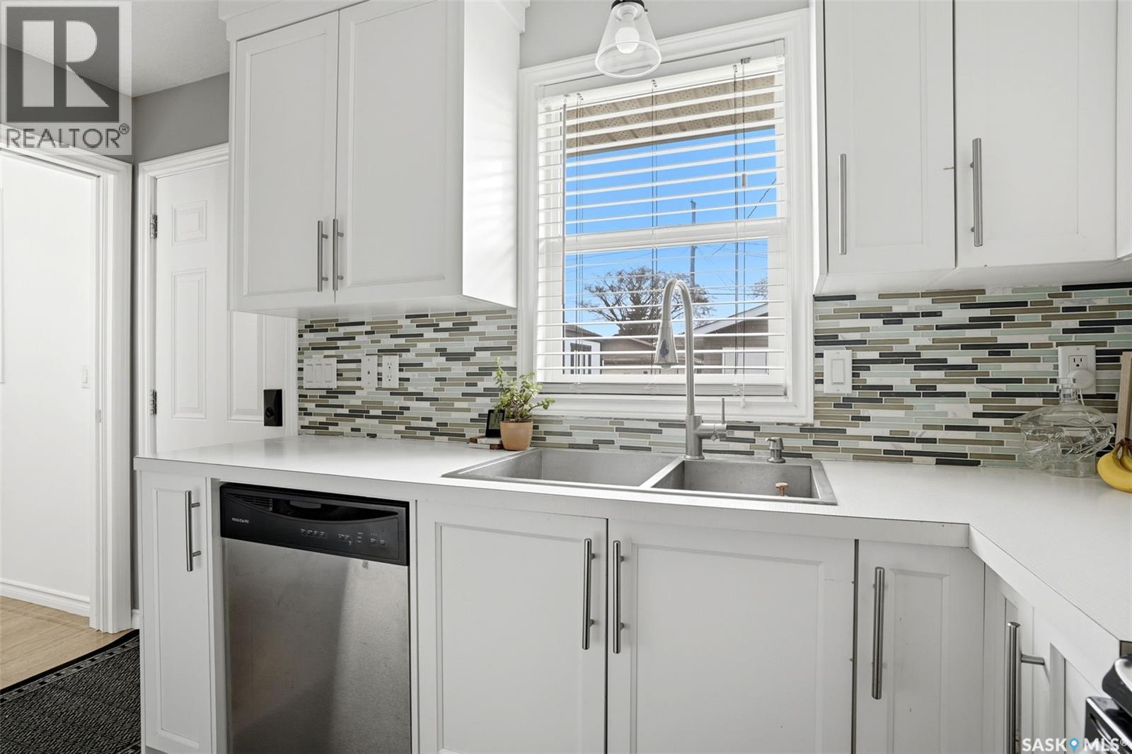 211 Ottawa Street, Regina, Saskatchewan  S4R 1N4 - Photo 10 - SK036149